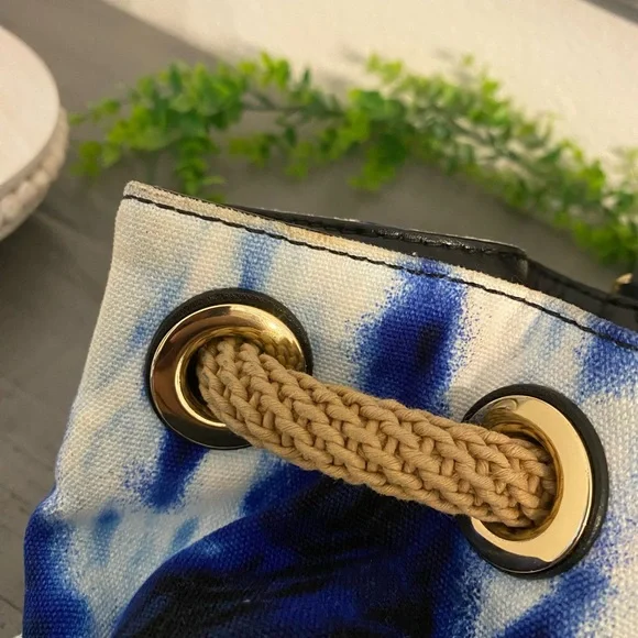 Michael Kors Marina Large Tie Dye Drawstring Bucket Tote - Picture 6 of 8